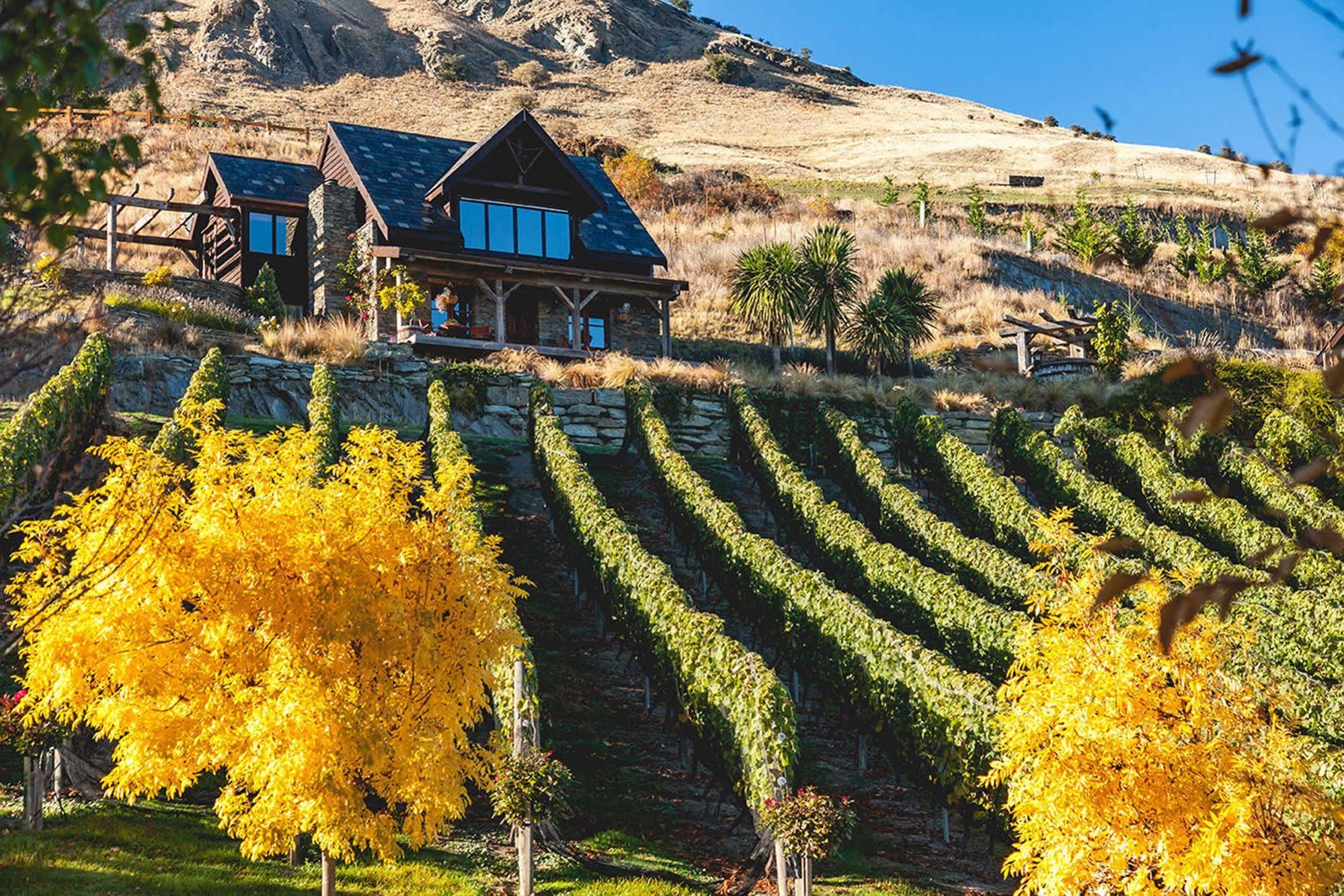 Stoneridge Estate Hotel Queenstown Exterior photo